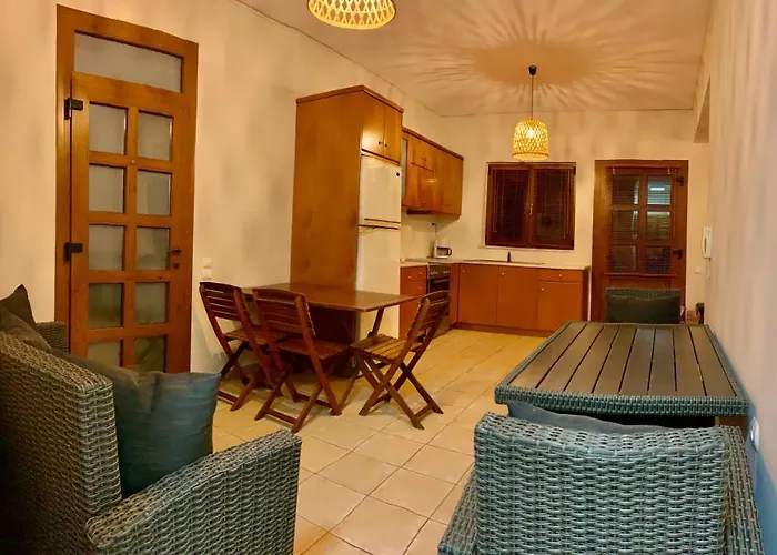 Aggelos And Thisbe Chania Suburbs Sea View Chania (Crete)